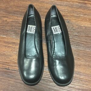 Mixed Blues 90s  Black Flat Mary Jane’s Leather Shoes Size 8